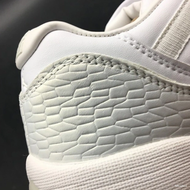 Reps TBkick White Low Frost Jordan Air 11 897331-100 Heiress 0711